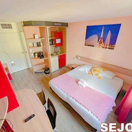5 Minutes De Paris - Studio Unique Пантен Екстериор снимка